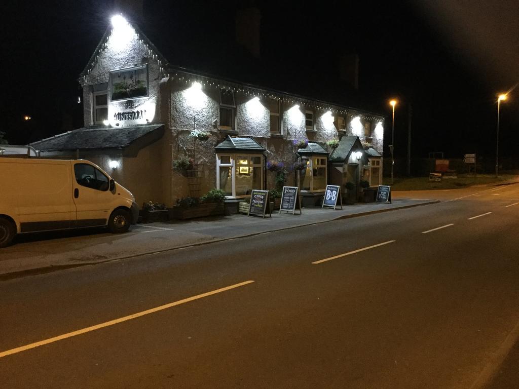 The Huntsman Hotel Cheadle  Exterior photo