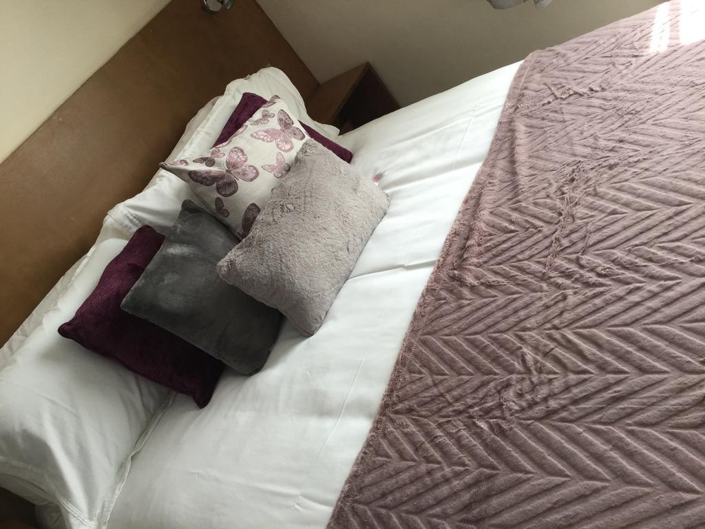 The Huntsman Hotel Cheadle  Room photo