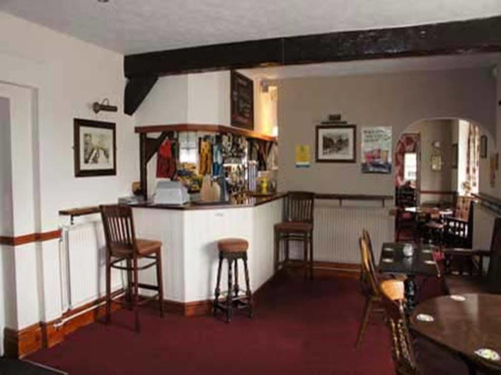 The Huntsman Hotel Cheadle  Exterior photo